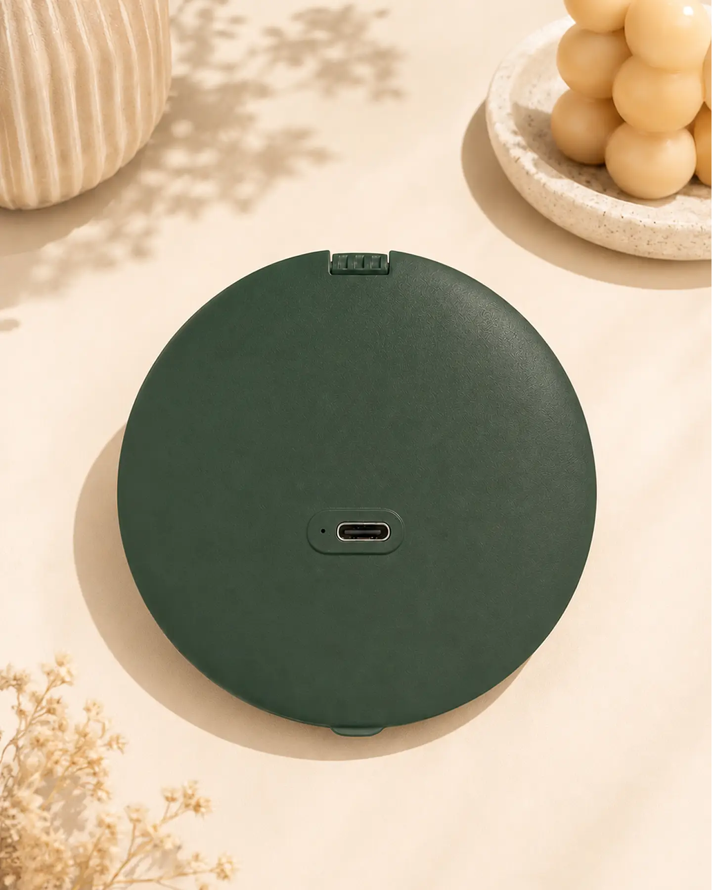Glamye HaloMini LED Compact Mirror - Matte Green