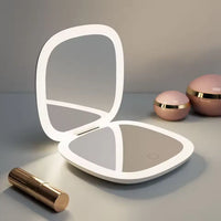Glamye DuoGlow LED Compact Mirror